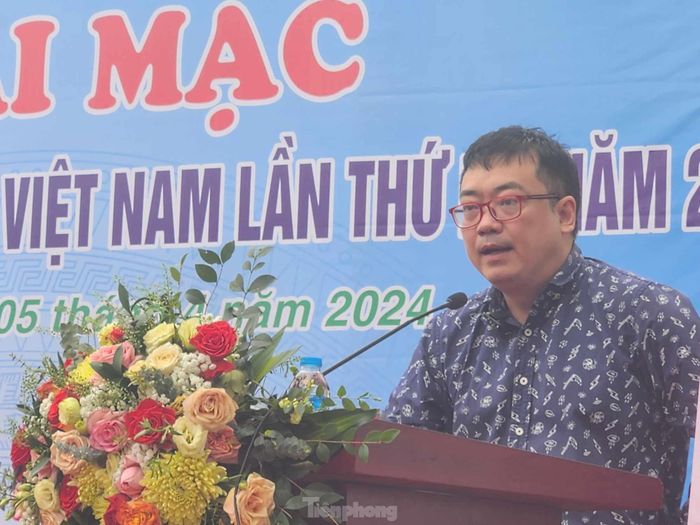 Ông Nguyễn Cảnh Bình, Chủ tịch Công ty cổ phần sách Alpha nói chuyện về văn hóa đọc và tư tưởng Hồ Chí Minh. 