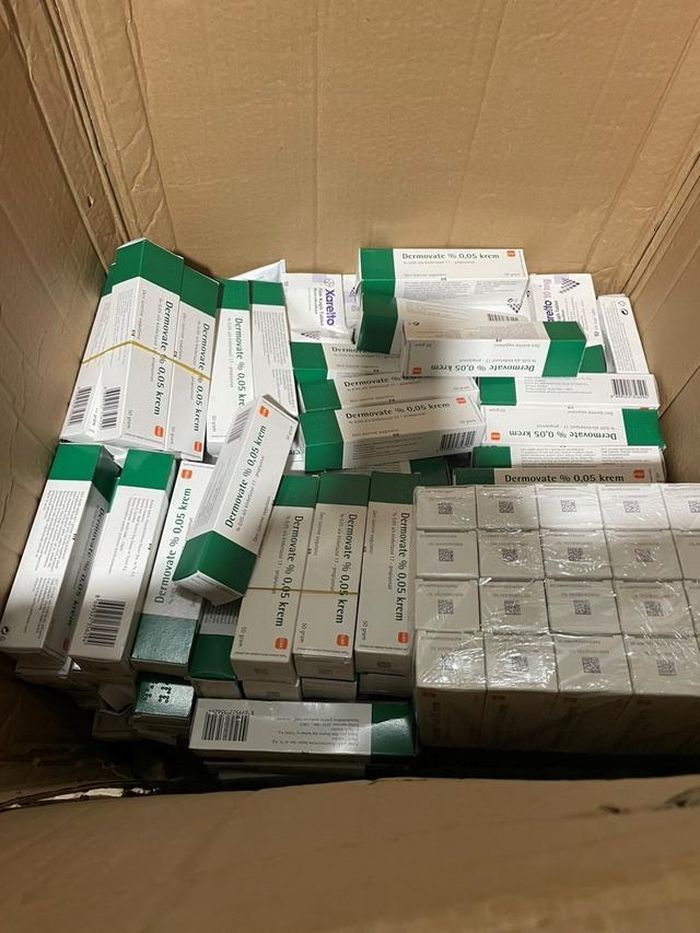 Số thuốc vi phạm bị thu giữ trị giá 2,5 tỉ đồng.