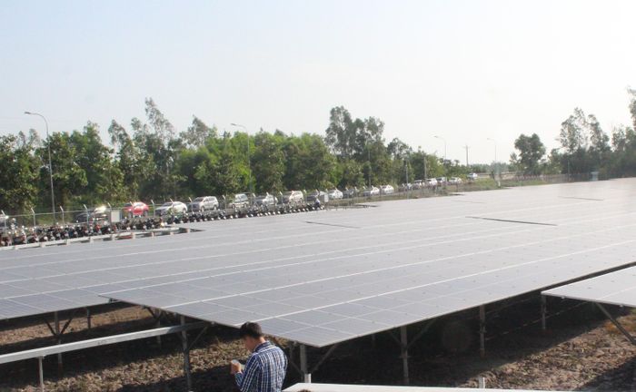  Một dự án điện mặt trời áp mái tại huyện Bình Chánh, TPHCM 