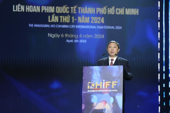  Phó Chủ tịch UBND TPHCM Dương Anh Đức phát biểu khai mạc LHP Quốc tế TPHCM. Ảnh: DŨNG PHƯƠNG 