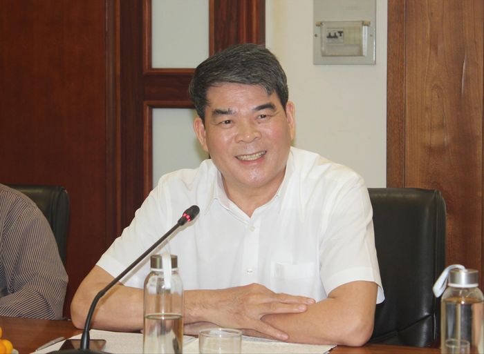 Nguyên Thứ trưởng Bộ Nội vụ Nguyễn Tiến Dĩnh.