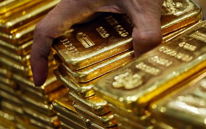 Vàng nhẫn, vàng thế giới xác lập kỷ lục mới. Ảnh: Bloomberg