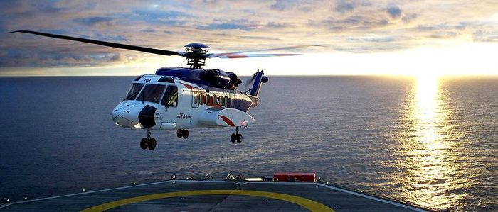 Toàn bộ chi tiết bên trong và bên ngoài Sikorsky S-92 đều được làm bằng hợp kim titanium siêu bền. Với giá khoảng 17 triệu USD. S-92 được sử dụng bởi rất nhiều quốc gia trên thế giới