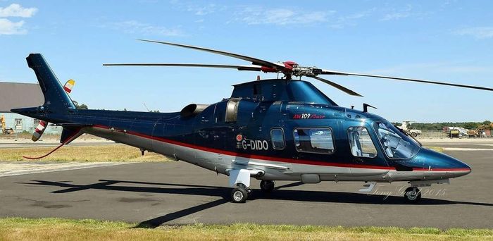 AgustaWestland AW109 là một mẫu trực thăng hạng nhẹ hai động cơ. Nó là chiếc máy bay rất được ưa chuộng bởi lực lượng quân đội tại nhiều quốc gia như Thụy Sĩ, New Zealand và Ý