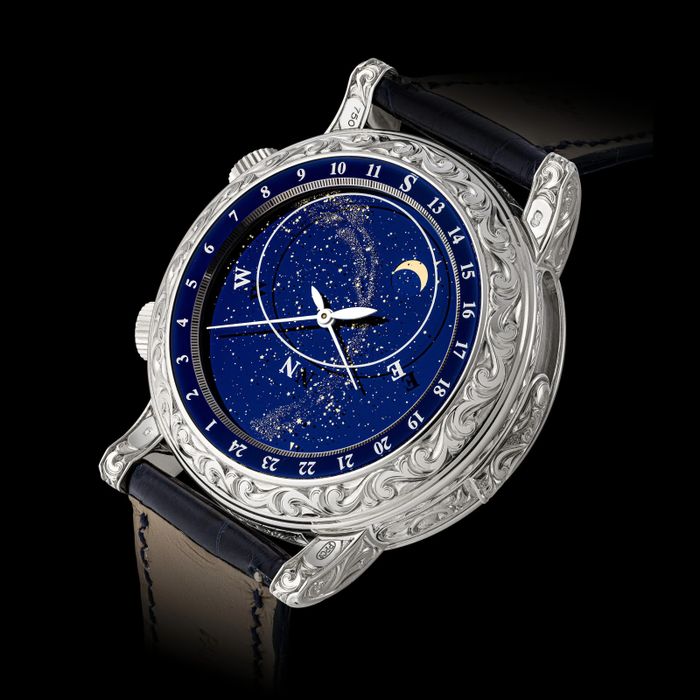 Mặt trước và sau của chiếc đồng hồ. Ảnh: Christie's.