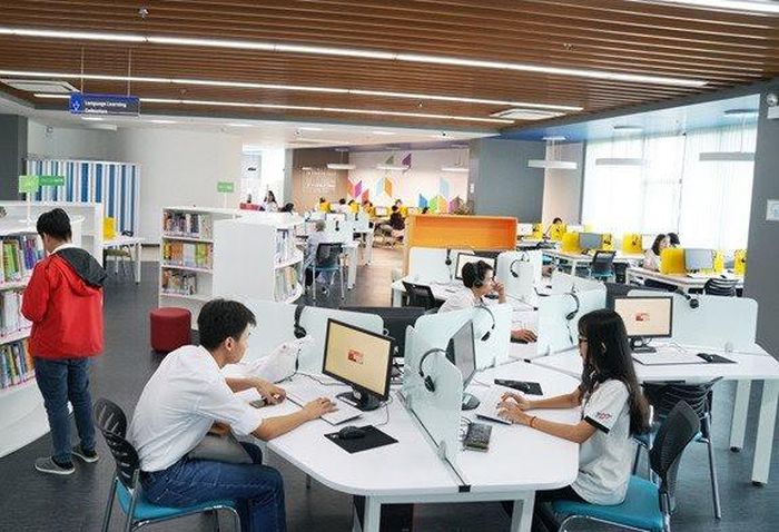 Cần chú trong trọng tuyên truyền, giao dục giới trẻ về văn hóa sử dụng MXH