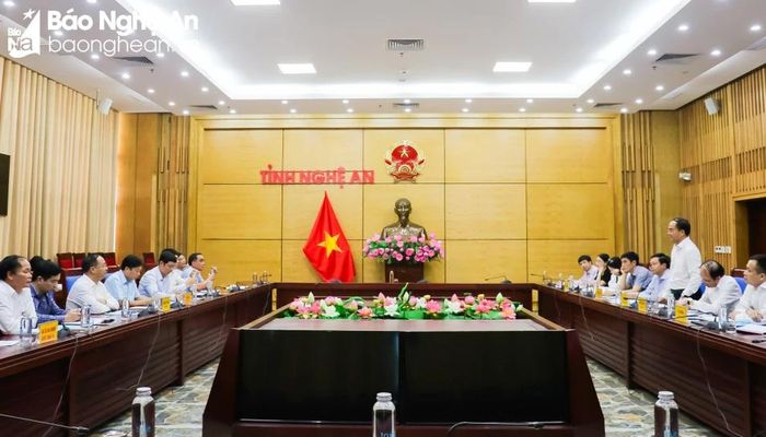  Quang cảnh cuộc làm việc. Ảnh: T.L 