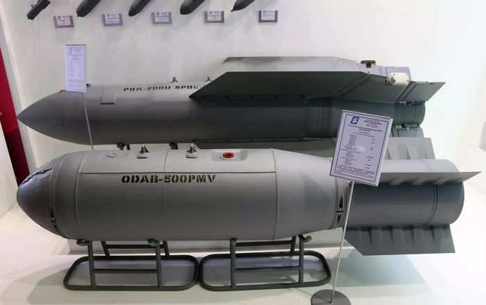 Nga tung bom nhiệt áp ODAB-500 vào chiến trường Ukraine (Ảnh: Vitaly Kuzmin).