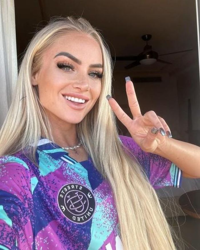 Alisha Lehmann bất ngờ trở thành huấn luyện viên CLB Streets United và giành chức vô địch giải Baller League 2024.