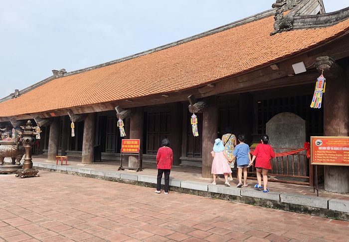 Từ ngày 1-9 âm lịch, chùa bắt đầu Lễ hội Mùa thu, thu hút nhiều người dân địa phương và các tỉnh lân cận nô nức đến lễ chùa, cầu an.