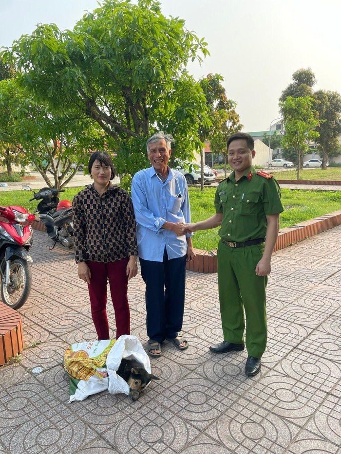 Người dân phấn khởi, vui mừng vì lực lượng chức năng đã triệt phá được nhóm trộm chó