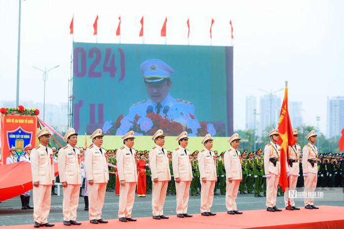 Ghi nhận sự hy sinh và những đóng góp to lớn đó, Đảng, Nhà nước đã trao tặng lực lượng Cảnh sát cơ động nhiều phần thưởng, danh hiệu cao quý và niềm tin yêu sâu sắc. Nhân kỷ niệm 50 năm Ngày truyền thống, Bộ Tư lệnh Cảnh sát cơ động vinh dự lần thứ hai được Đảng, Nhà nước trao tặng Danh hiệu Anh hùng lực lượng vũ trang nhân dân.