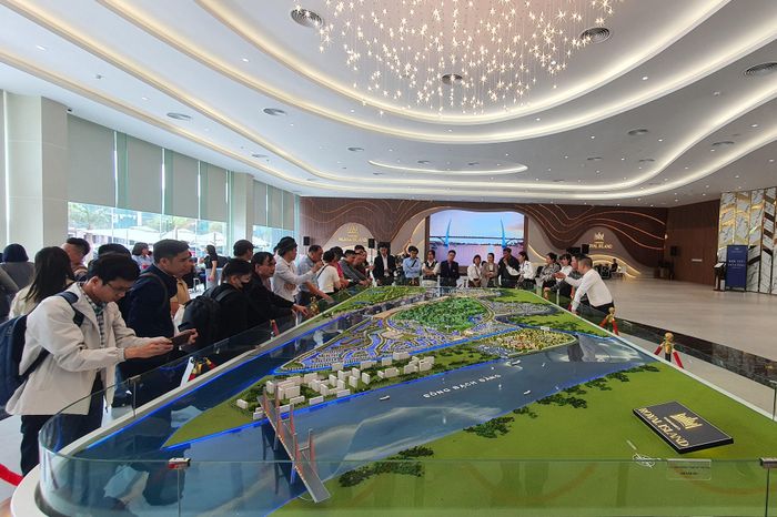  Vinhomes Royal Island (Vũ Yên, Hải Phòng) là một trong những dự án sẽ đóng góp lớn cho kết quả kinh doanh các năm tới của Vinhomes. Ảnh: T.L. 