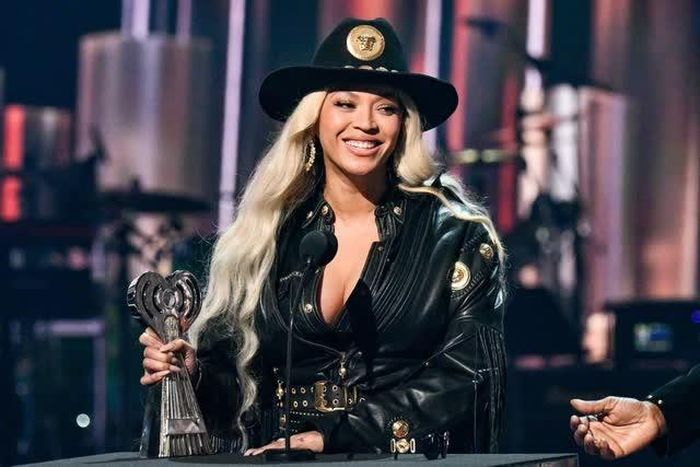 Nàng cao bồi Beyoncé