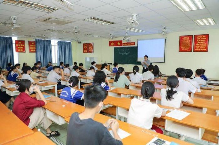 Kỳ thi diễn ra thuận lợi và an toàn