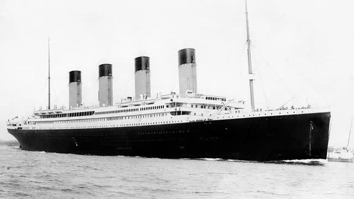Tàu Titanic tráng lệ