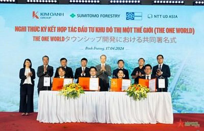  Kim Oanh Group ký kết hợp tác đầu tư dự án Khu đô thị Một Thế Giới - The One World cùng các đối tác Nhật Bản.