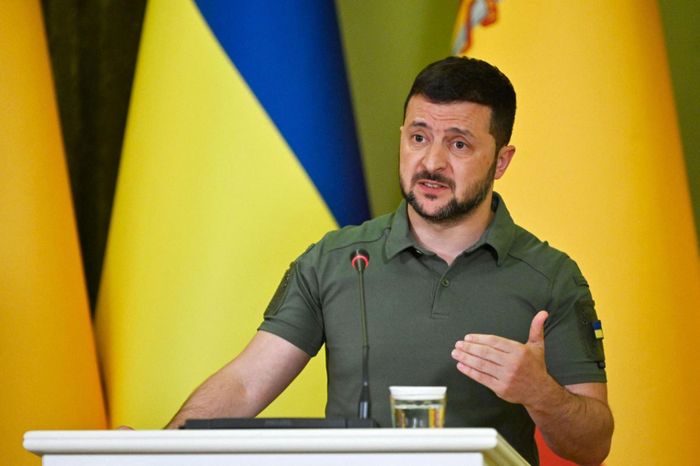 Tổng thống Ukraine Zelensky tỏ ra tức giận trước việc các nước phương Tây bắt đầu bảo vệ Israel khỏi các cuộc tấn công của Iran.