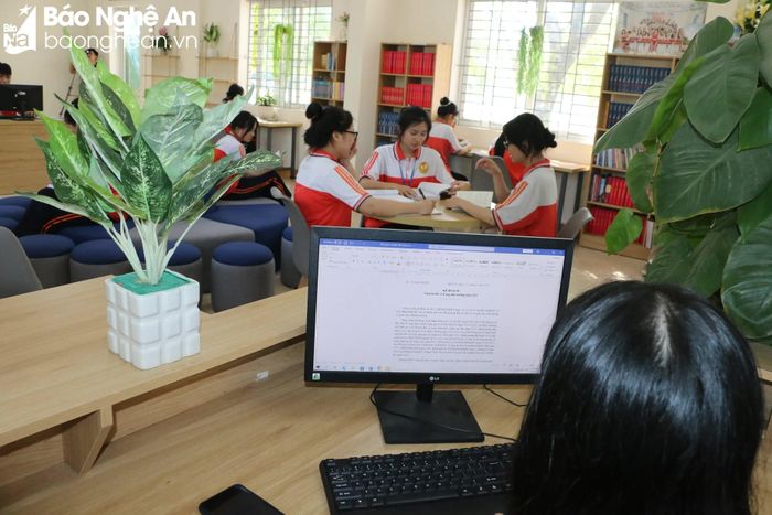  Thư viện là điểm đến thú vị cho học sinh ở các nhà trường. Ảnh: Mỹ Hà 