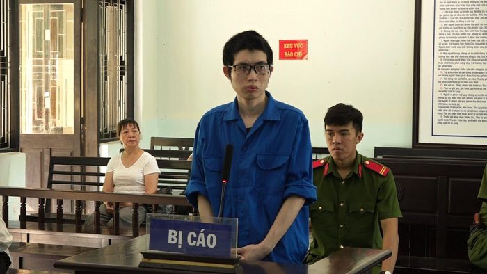 Bị cáo Lê Hoàng Vũ tại phiên tòa sơ thẩm.