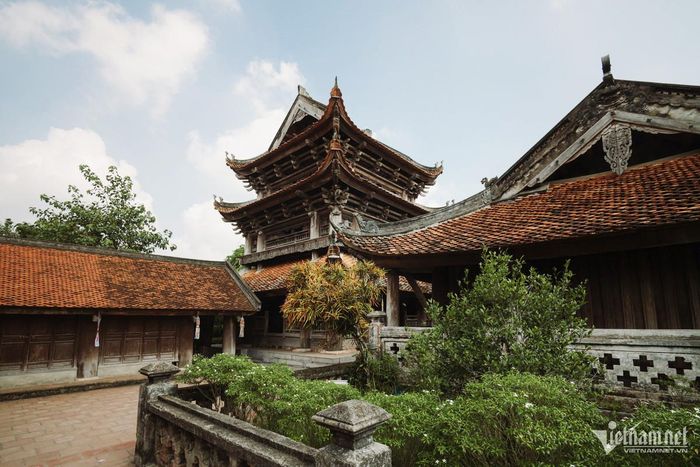 Gác Chuông chùa Keo. Ảnh: Trần Việt Đức