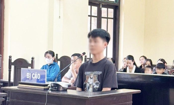 Bị cáo Nguyễn Đình Quốc tại phiên xử.