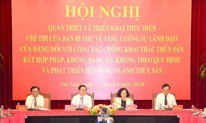 Thường trực Ban Bí thư Trương Thị Mai, Trưởng Ban Tuyên giáo trung ương Nguyễn Trọng Nghĩa, Phó Thủ tướng Trần Lưu Quang , Bộ trưởng Lê Minh Hoan cùng chủ trì hội nghị tại trụ sở trưng ương Đảng.