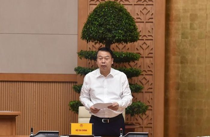 Thứ trưởng Bộ Tài chính Nguyễn Đức Chi: Công tác quản lý, điều hành giá cần bảo đảm thực hiện kiểm soát tốt lạm phát, tiếp tục hỗ trợ tháo gỡ khó khăn cho sản xuất kinh doanh và đời sống nhân dân. Ảnh VGP/Trần Mạnh