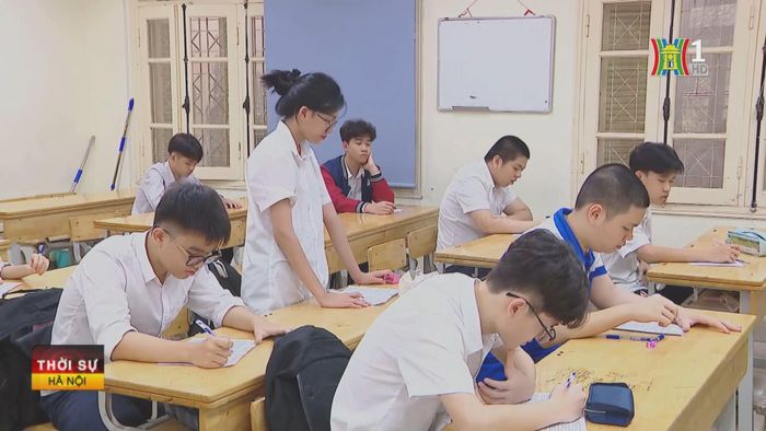 Không chỉ bổ sung kiến thức cho học sinh vững tin hơn cho kỳ thi vào 10 mà qua những tiết 0 cũng giúp cho giáo viên nắm bắt sát hơn khả năng của từng em.