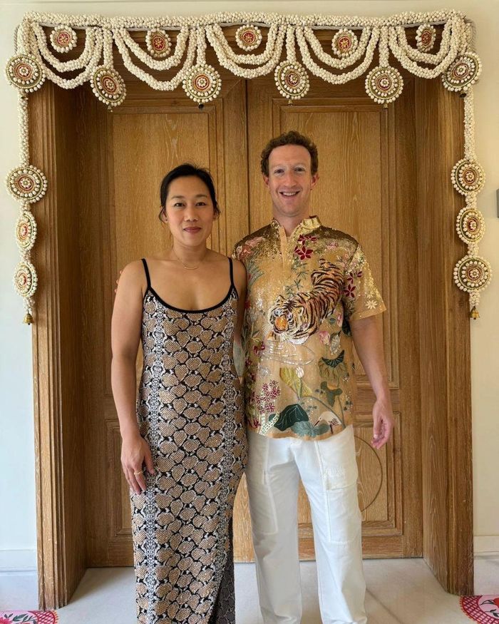 Mark Zuckerberg cho thấy sự hứng thú với thời trang hơn. Ảnh: @zuck.