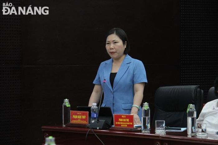 Bà Phạm Thị Ngọc Thủy, Giám đốc Văn phòng Ban Nghiên cứu Phát triển Kinh tế tư nhân thuộc Hội đồng tư vấn cải cách thủ tục hành chính của Thủ tướng Chính phủ phát biểu tại tọa đàm. Ảnh: M.Q