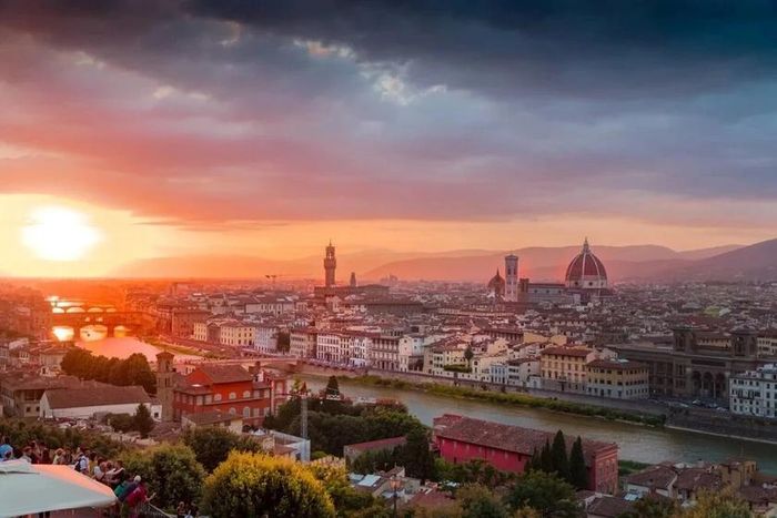Du học Florence, Italy phù hợp cho những sinh viên yêu thích kiến trúc và ẩm thực. Ảnh: Go Overseas