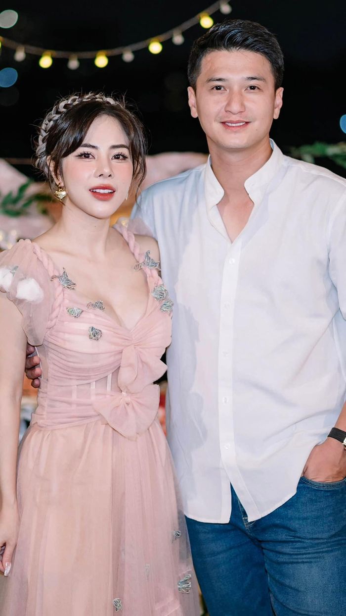 Cặp đôi đồng hành trong nhiều sự kiện. Huỳnh Anh cho biết Bạch Lan Phương hay ghen, nhất là khi xem những phân cảnh tình cảm mà anh đóng cùng đồng nghiệp nữ trong phim. Vì thế, nam diễn viên cho nửa kia đọc trước kịch bản phim. Huỳnh Anh cũng chăm vào bếp nấu ăn, chăm sóc mẹ con Bạch Lan Phương.