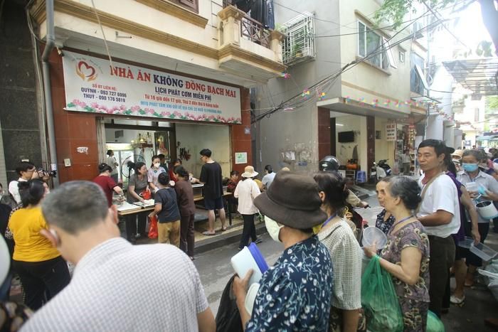 Nhà ăn không đồng Bạch Mai có địa chỉ tại số 22 ngõ 15 Phương Mai