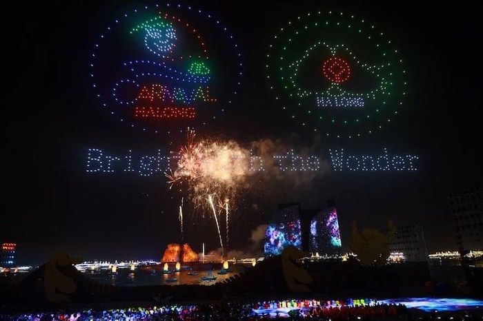 Công nghệ Drone light tái hiện biểu tượng Di sản Vịnh Hạ Long.