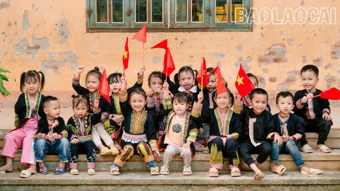  Thông qua các hoạt động góp phần tuyên truyền, giáo dục học sinh về truyền thống cách mạng của dân tộc, về lòng yêu nước, tự hào dân tộc. Đồng thời, khơi dậy trong các em tinh thần học tập, rèn luyện để góp phần xây dựng đất nước ngày càng giàu mạnh. 
