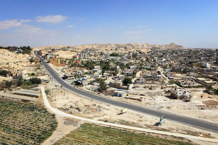 Là một trong những thành phố nhỏ nhất thế giới, khu đô thị Jericho của Palestine ở Bờ Tây cũng nằm trong danh sách thành phố có diện tích thấp nhất thế giới, dân số khoảng 20.000 người