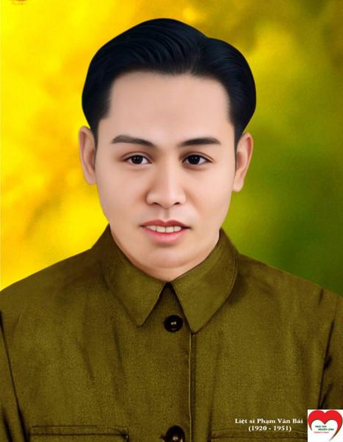 Chân dung liệt sĩ Phạm Văn Bái phục dựng từ tấm ảnh được một người bán phở tặng lại cho gia đình.