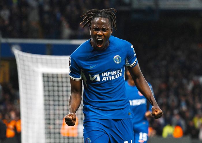 Niềm vui của trung vệ Chelsea