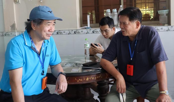 Các cây viết Bình Ca (trái) và Lê Kiên Thành (phải).