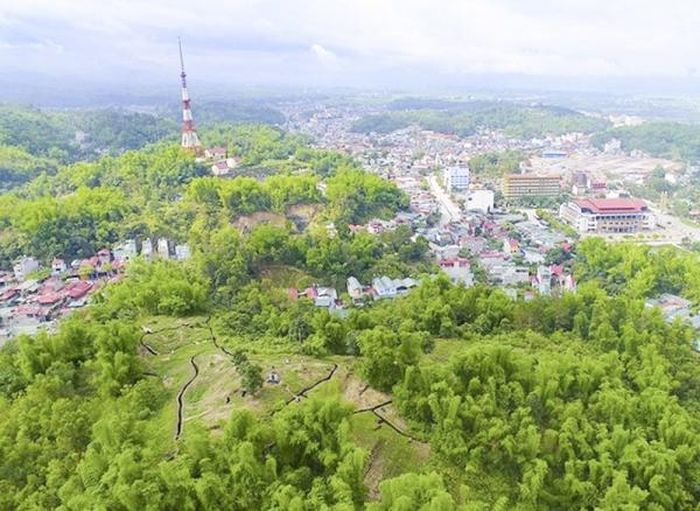 Di tích cụm cứ điểm Him Lam nhìn từ trên cao.