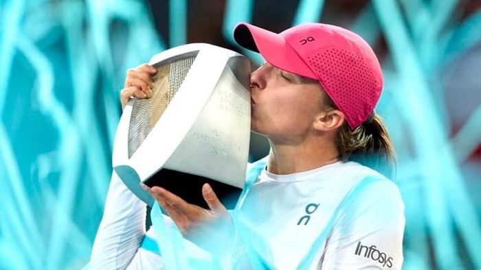 Swiatek lần đầu vô địch Madrid Open