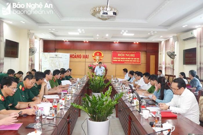  Các đại biểu tham gia buổi giao nhiệm vụ. Ảnh: Trọng Kiên 