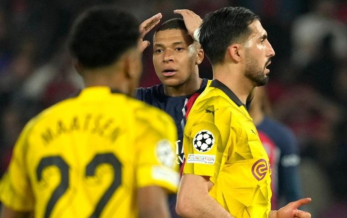  Whoscored chấm Mbappe 6,8 điểm cho màn trình diễn trước Dortmund. Nhà vô đich World Cup 2018 thi đấu nỗ lực, nhưng không thật sự hiệu quả. Mũi nhọn sinh năm 1998 không có pha tranh chấp tay đôi nào thành công và tỷ lệ chuyền bóng chính xác chỉ đạt 79%. 