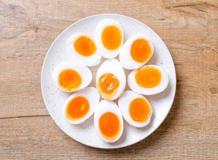Trứng chứa nhiều protein, vitamin và khoáng chất.