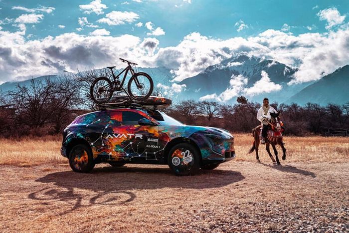 Avatr 15 được định vị là một trong nhiều đối thủ của Tesla Model Y. Đây là một chiếc SUV cỡ trung với chiều dài khoảng 4.750 mm. Xe được hỗ trợ cả hai biến thể hệ truyền động EREV và BEV.