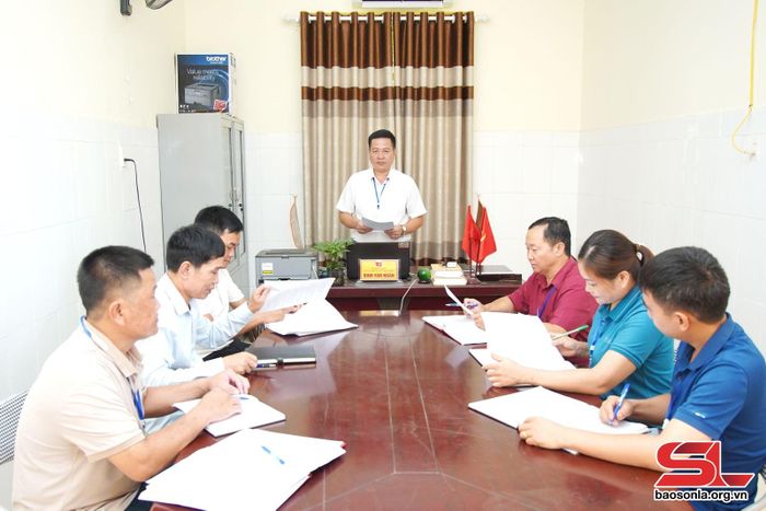Ban Thường vụ Đảng ủy xã Tân Phong triển khai kế hoạch học và làm theo Bác.