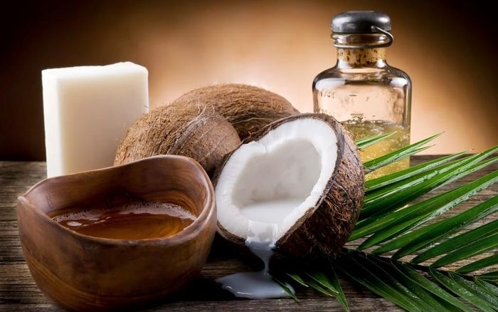 Nha đam + dầu dừa giúp tóc khỏe, ngăn ngừa rụng tóc