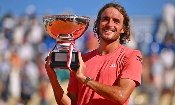 Stefanos Tsitsipas đang bùng nổ hơn bao giờ hết!