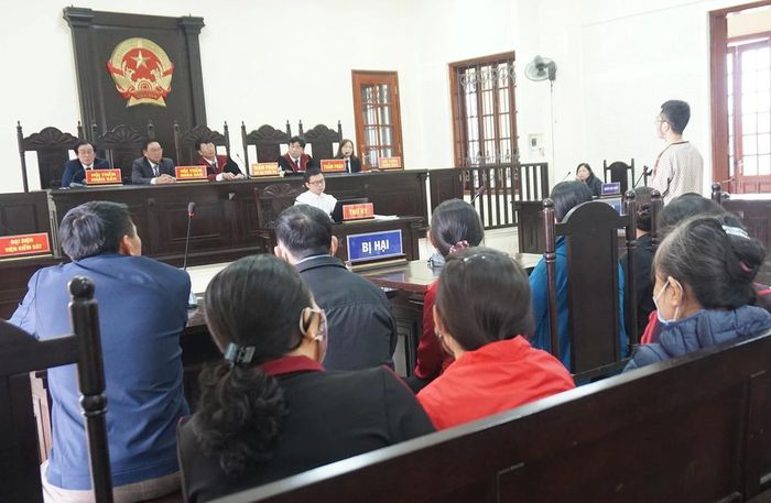 Vụ án gồm có 9 bị hại với số tiền thiệt hại lên tới 11 tỷ đồng. Ảnh: Như Bình